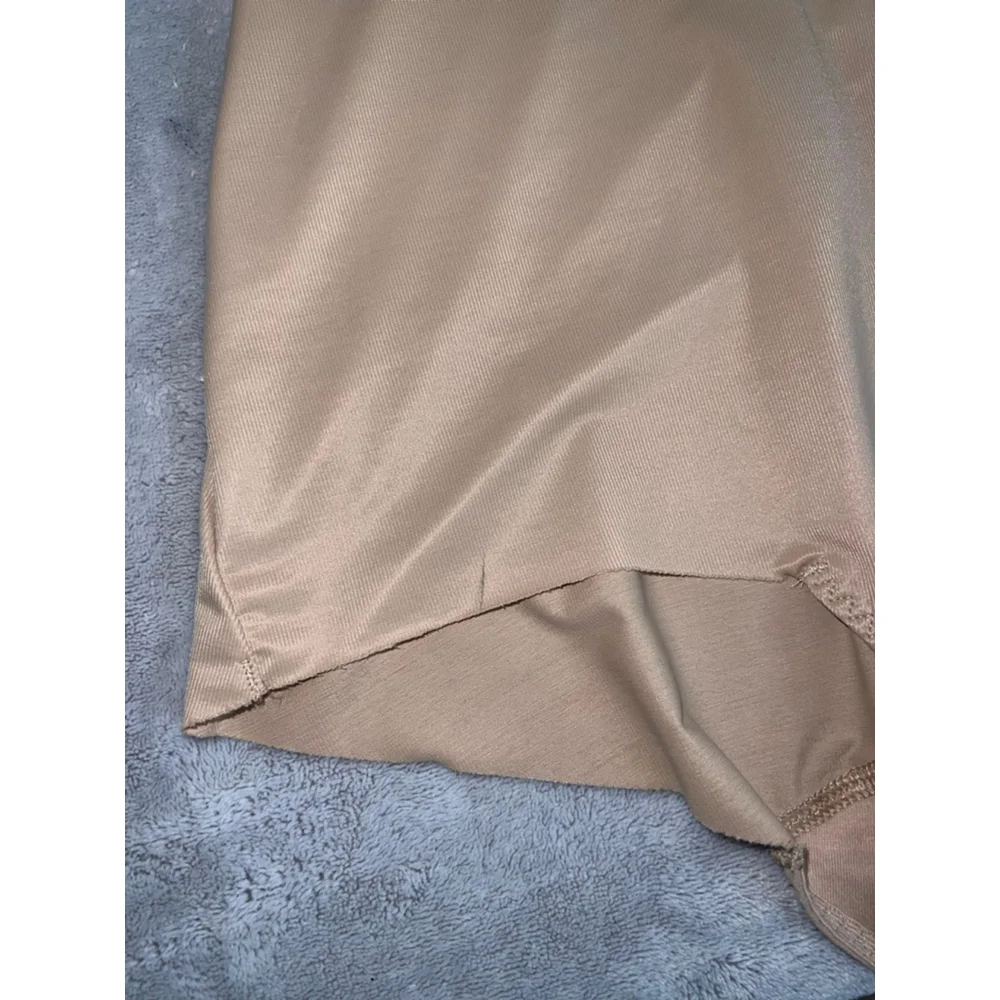 Women's Assets by Spanx Nude Beige Bodysuit L - Picture 5 of 10
